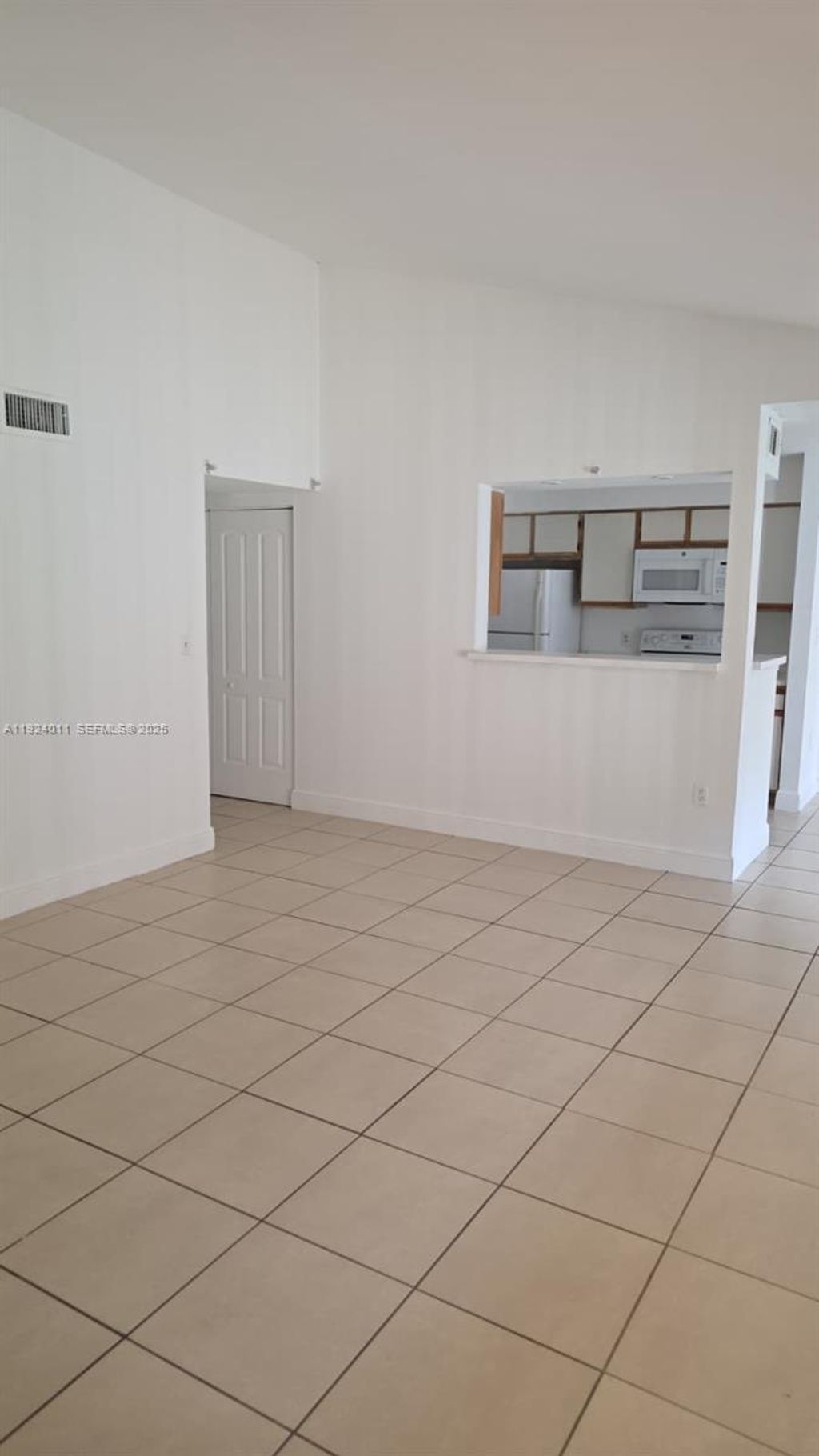 Photo of 2300 NW 33rd St #910, Oakland Park, FL 33309 (MLS # A11924011)