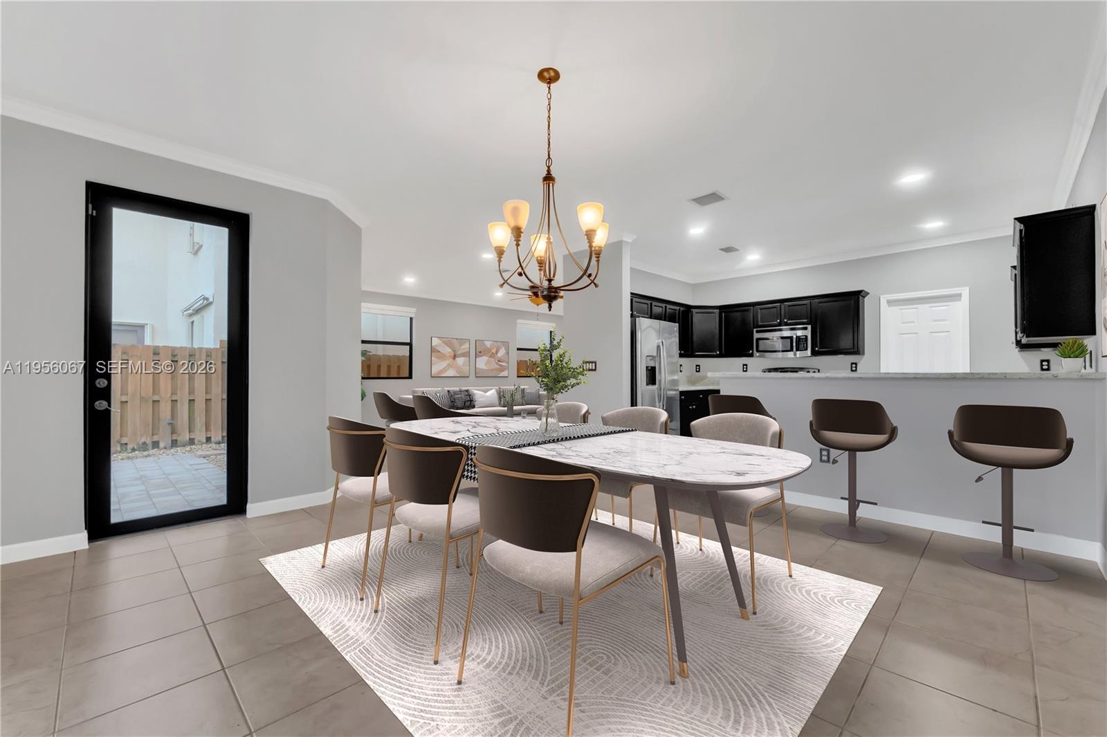 BAYWINDS OF FLORES - Residential