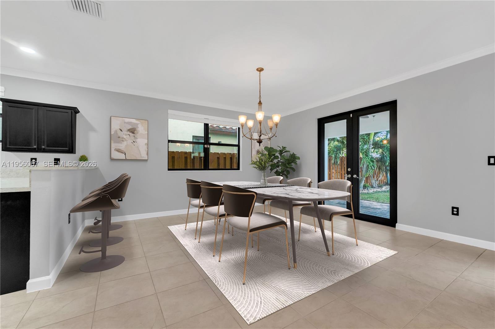 BAYWINDS OF FLORES - Residential