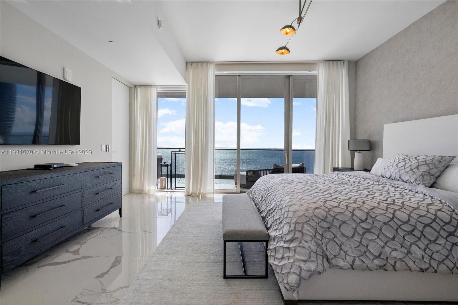 18975 COLLINS CONDO - Residential