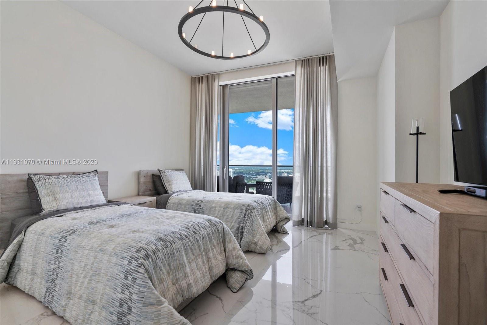 18975 COLLINS CONDO - Residential