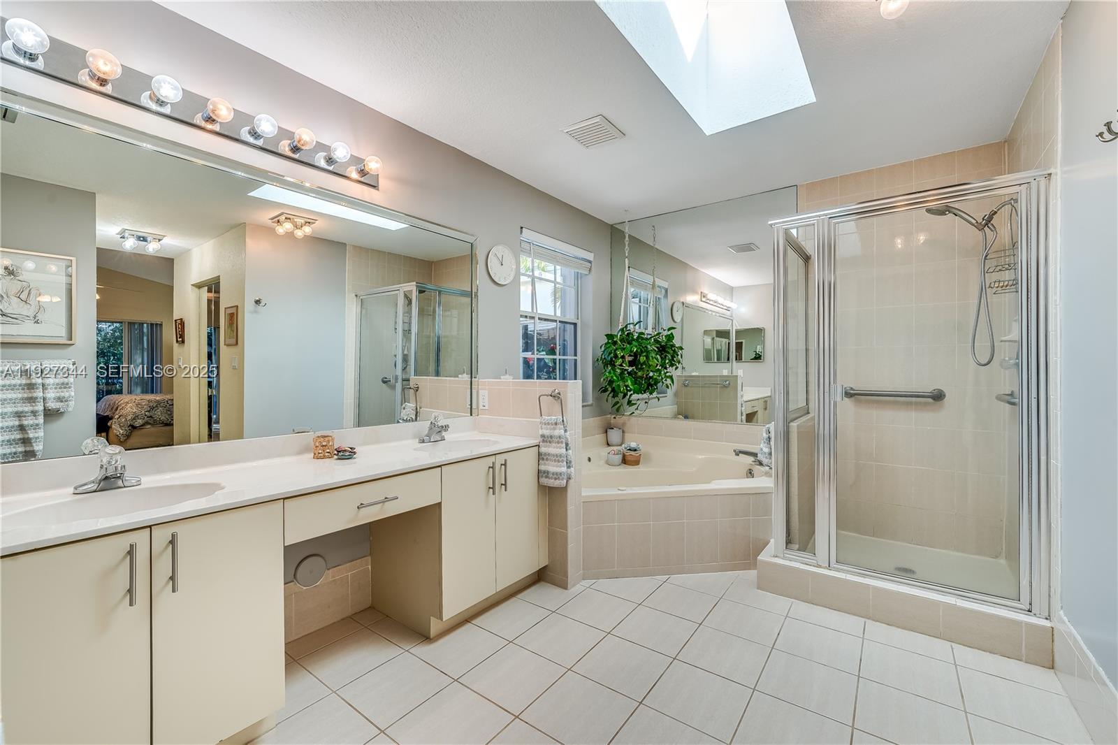 GRAND PALMS-WILSHIRE - Residential