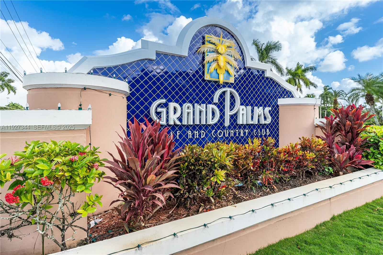GRAND PALMS-WILSHIRE - Residential