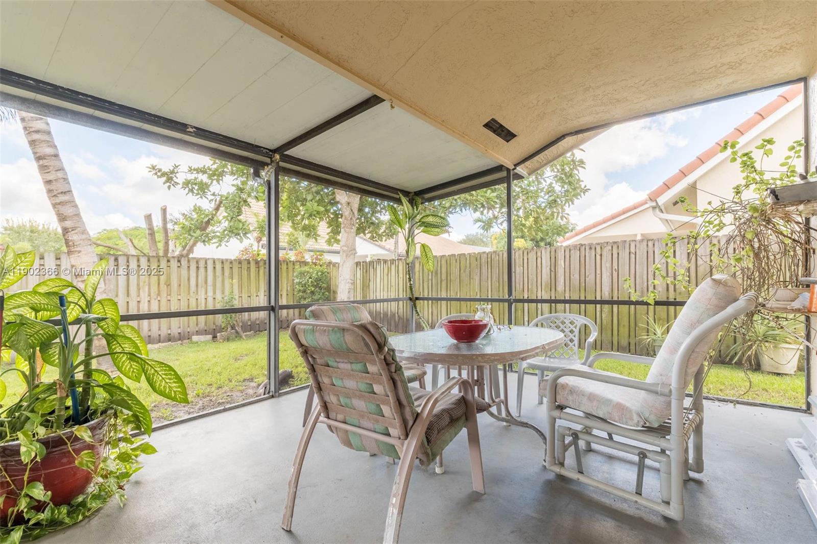 HAWKES BLUFF - Residential