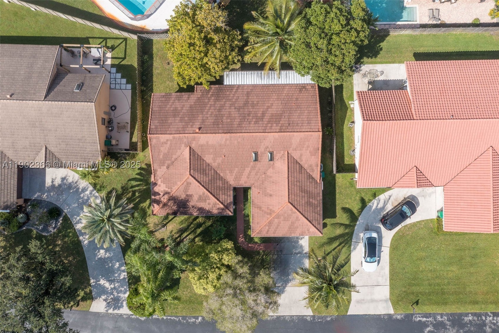 5641 Thistledown Ter, Davie FL 33331