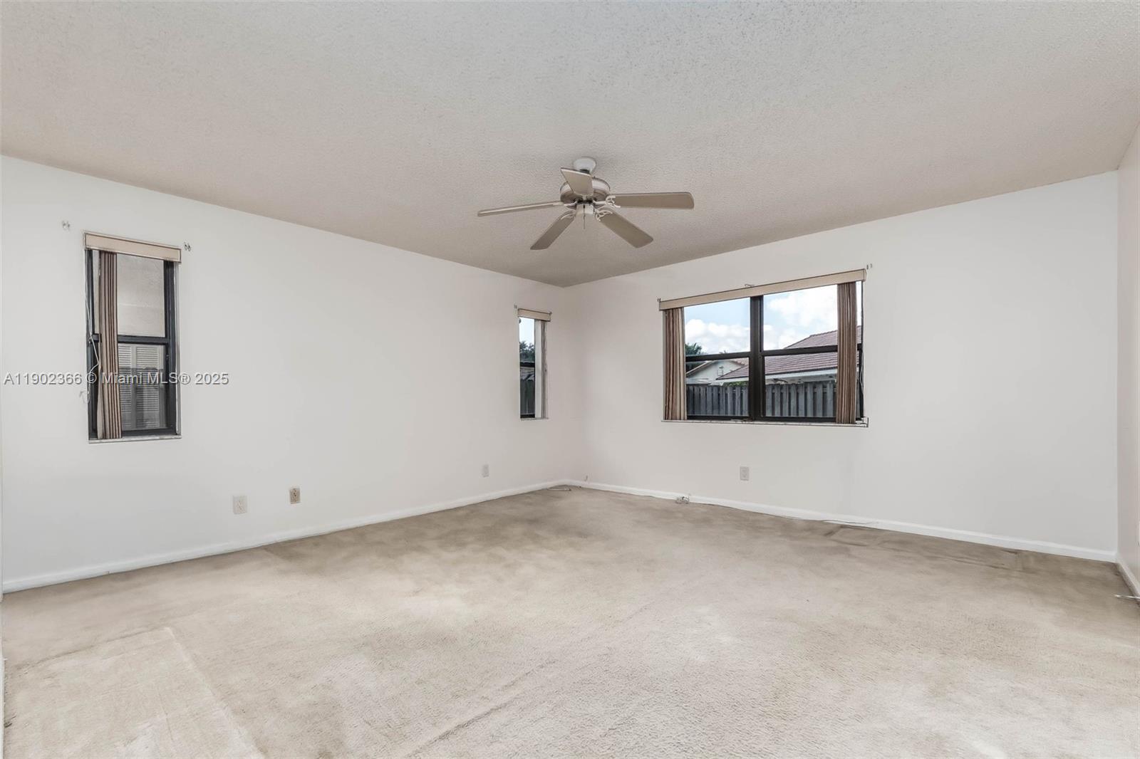 HAWKES BLUFF - Residential