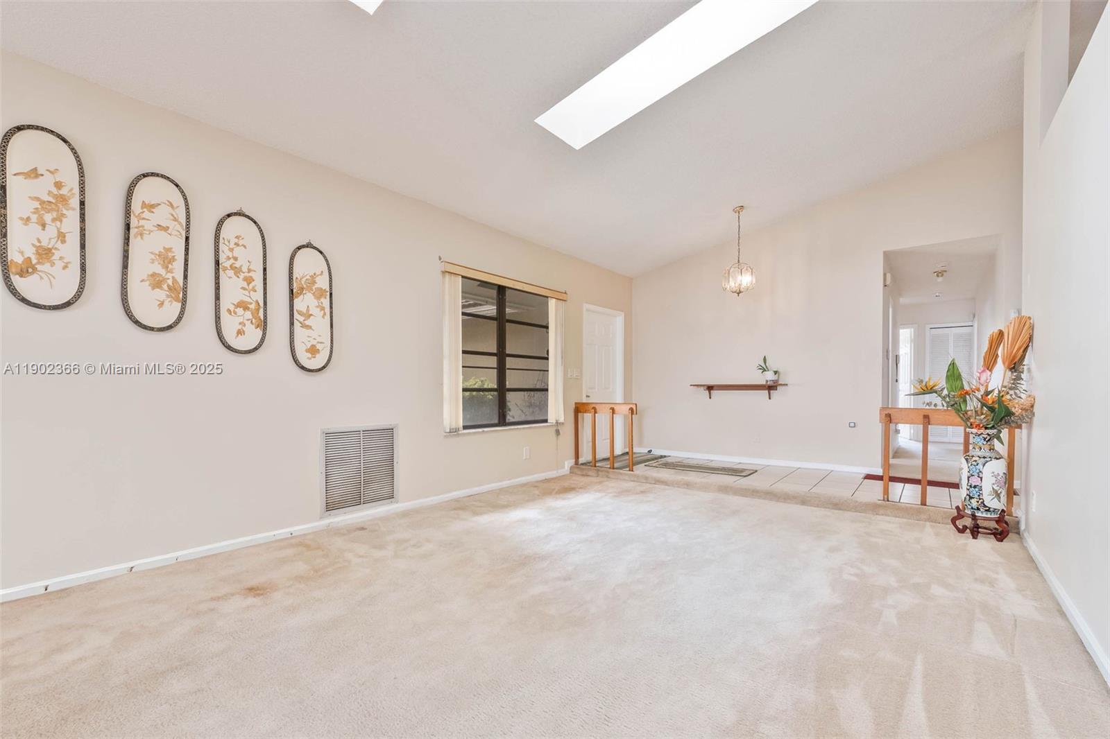 HAWKES BLUFF - Residential