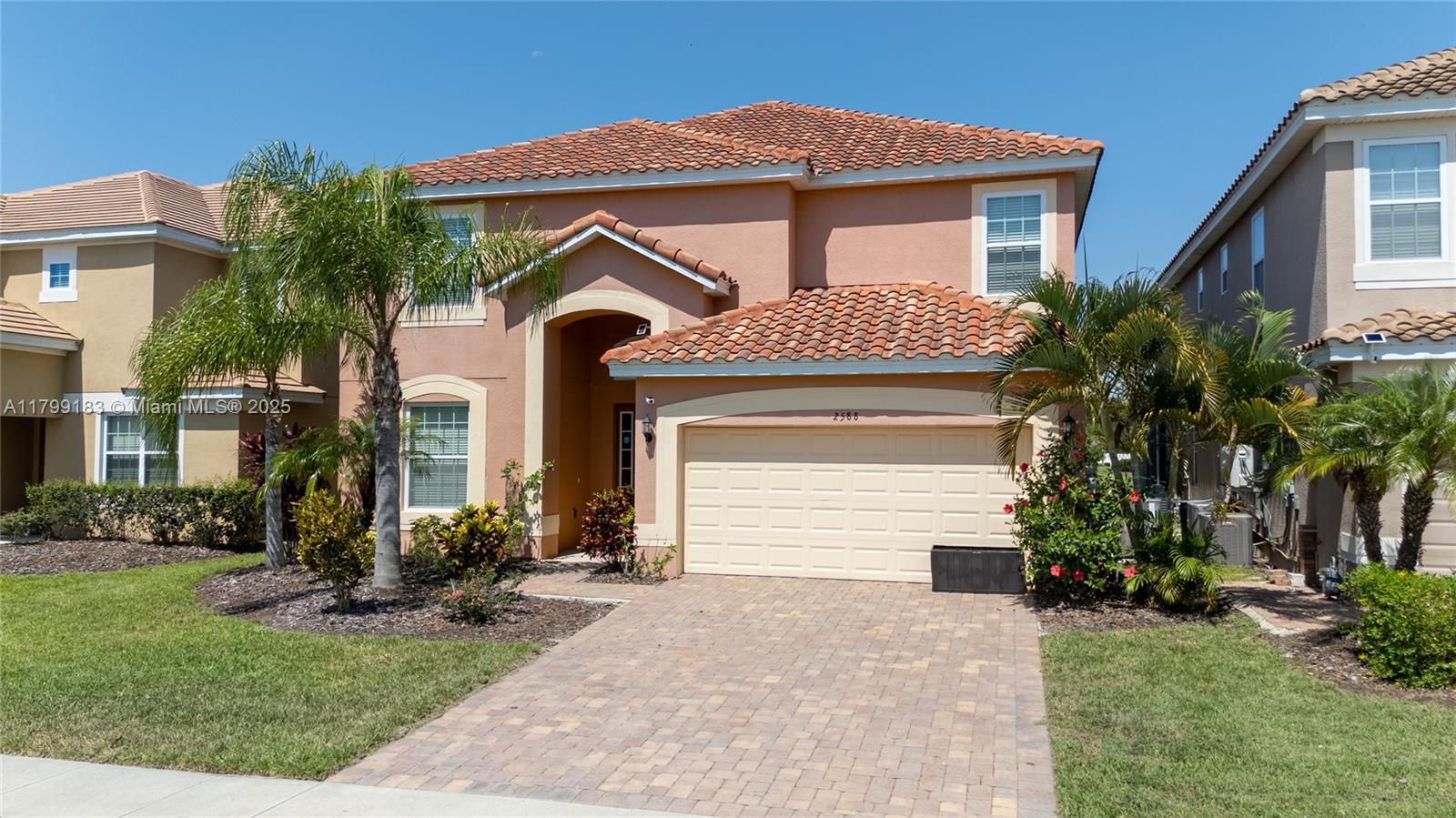 2588 Shanti Dr, Kissimmee,  - 7 Bedrooms  
6 Bathrooms - 