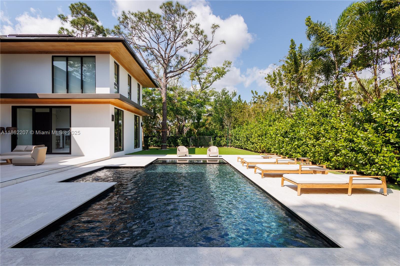 DAVIS OAKS - Residential