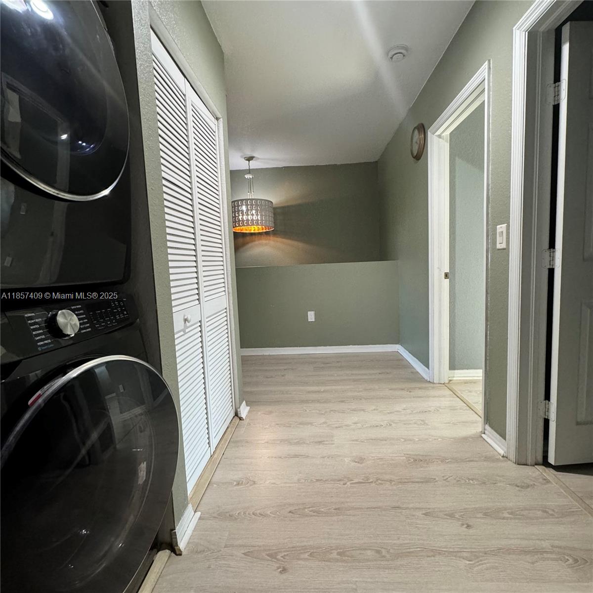 VILLAGE WALK - Residential Lease