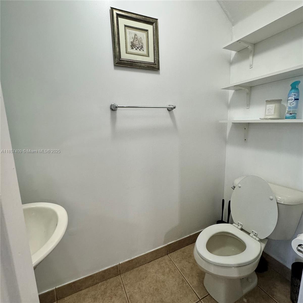 VILLAGE WALK - Residential Lease