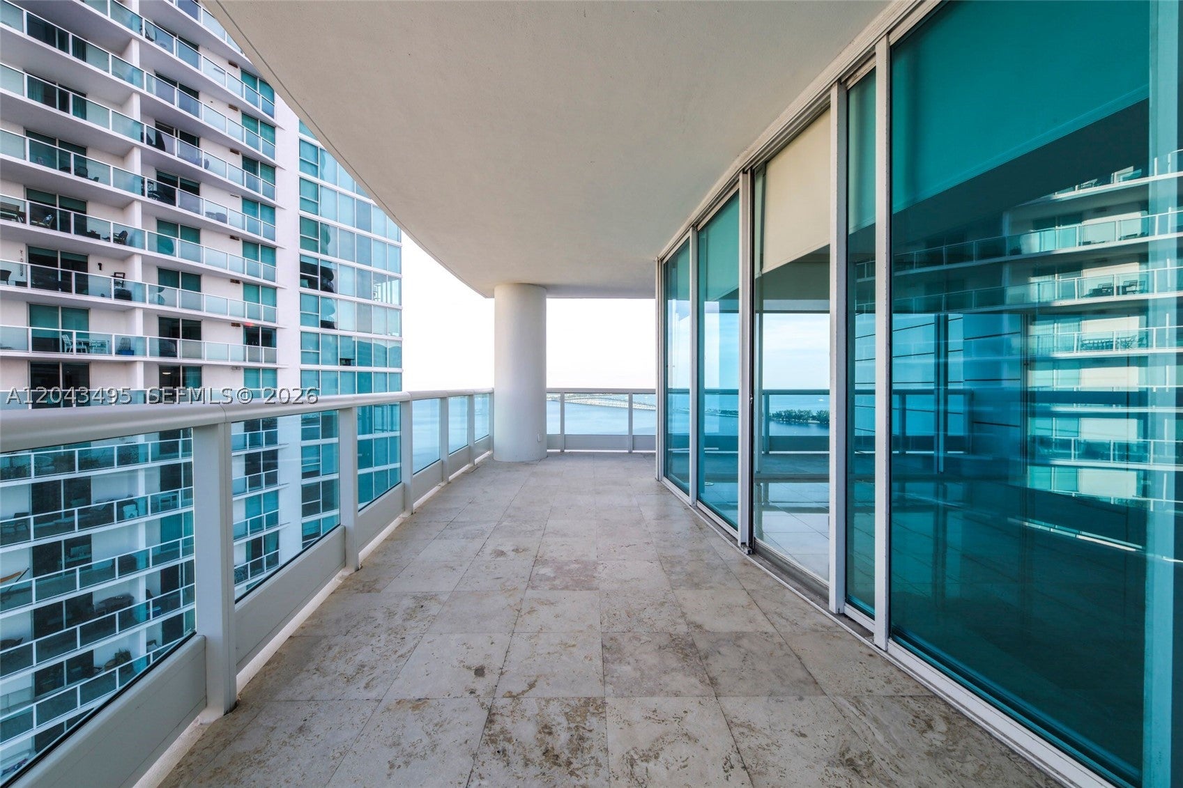 2127 Brickell Ave 2504