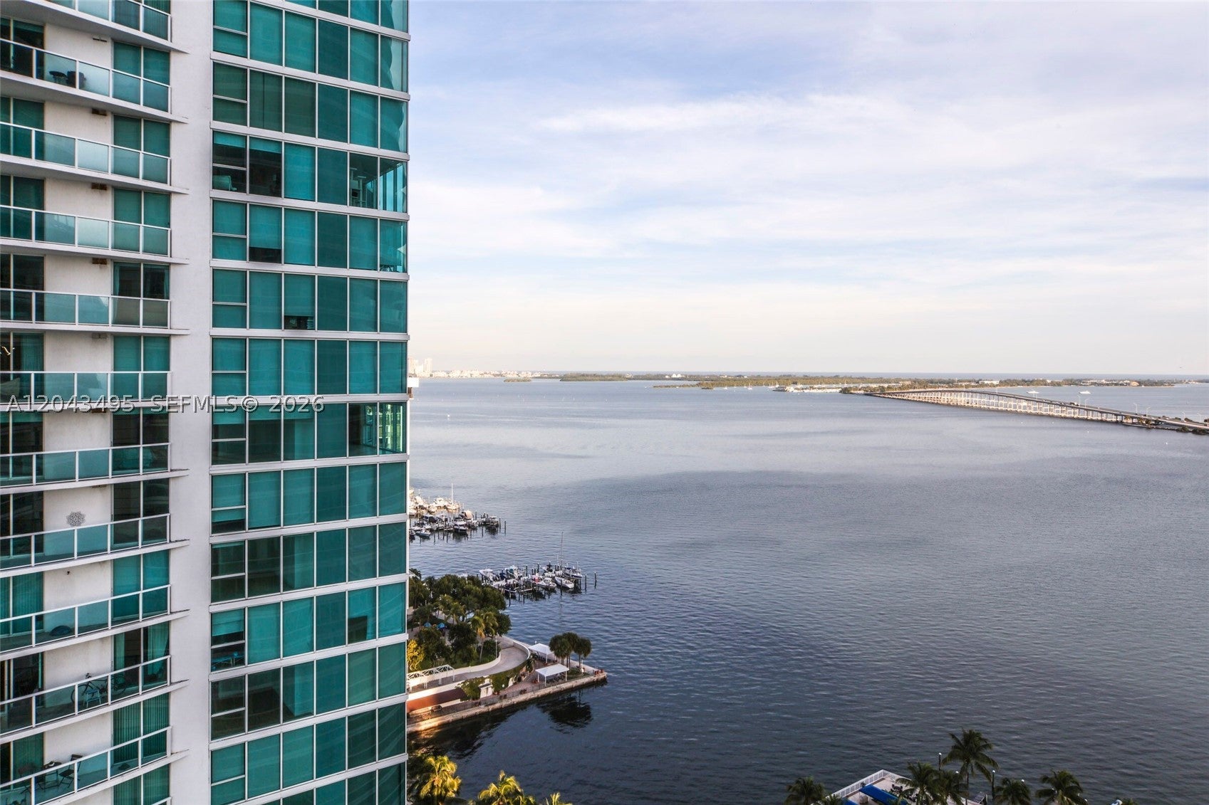 2127 Brickell Ave 2504