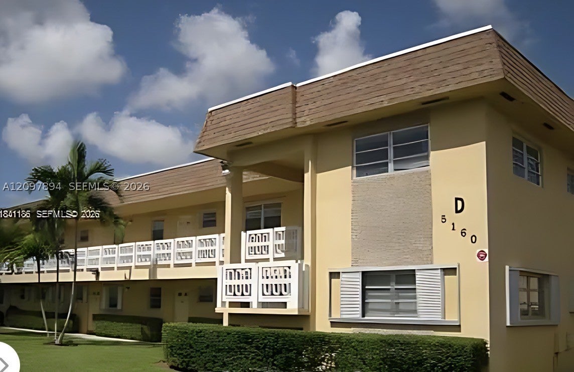 5160 SW 40th Ave 26D, Dania Beach, FL, 33314/$210,000 2 5160 SW 40th Ave 26D