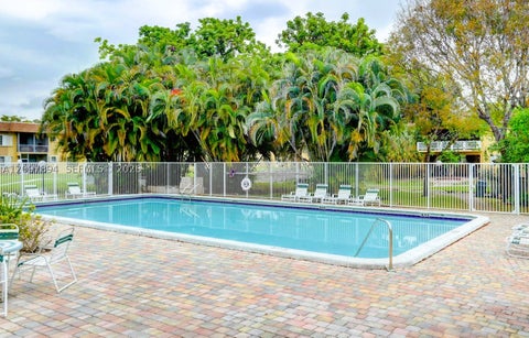 Photo of 5160 SW 40th Ave #26D, Dania Beach, FL 33314 (MLS # A12097894)