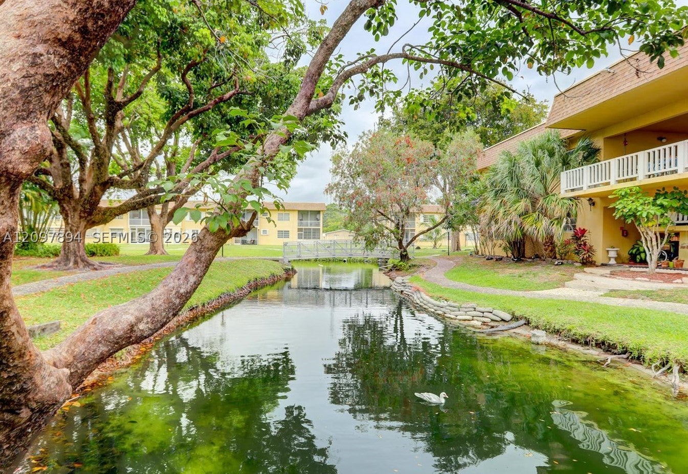 5160 SW 40th Ave 26D, Dania Beach, FL, 33314/$210,000 3 5160 SW 40th Ave 26D