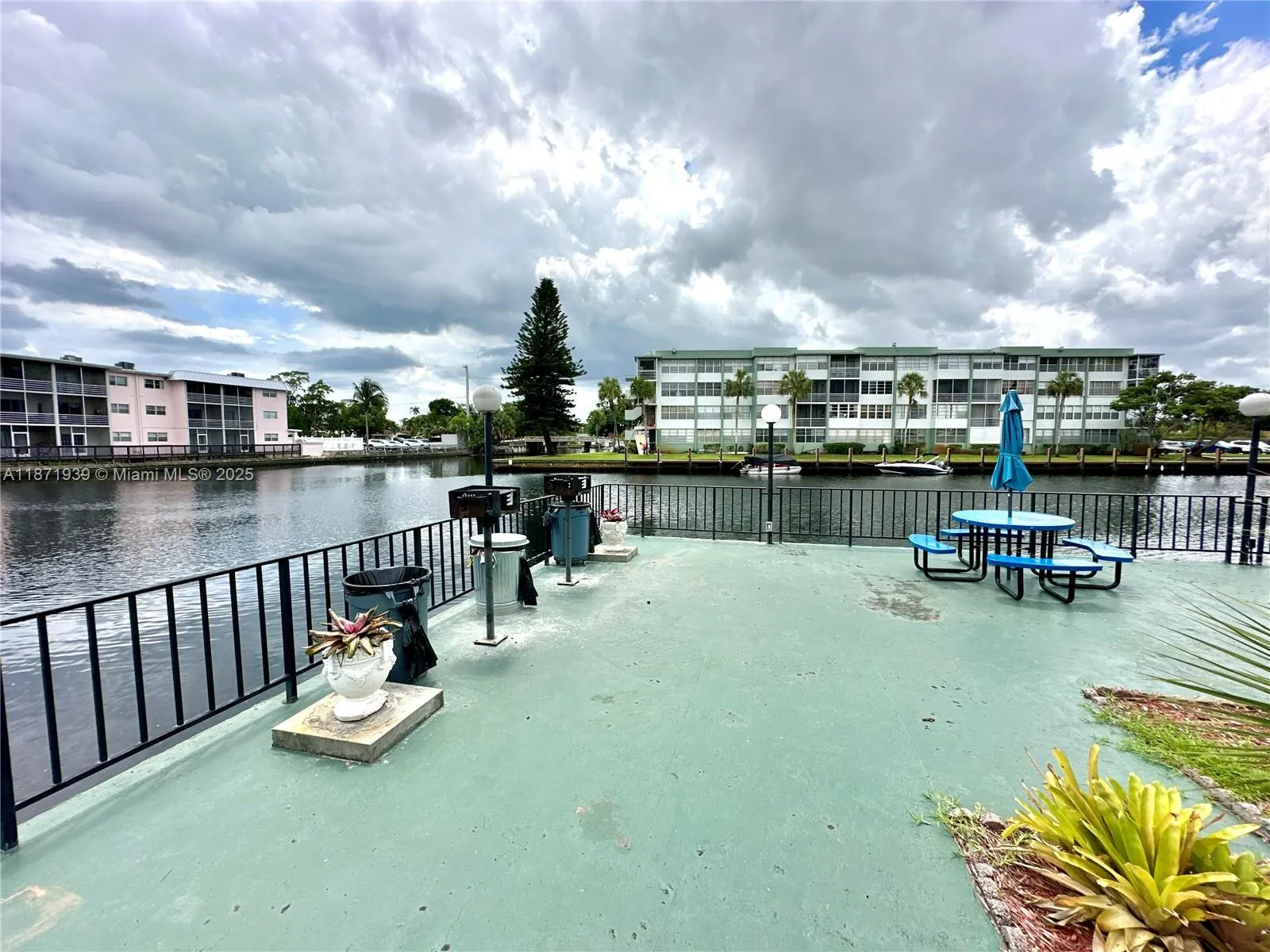 Hollywood, Florida 33020, United States, 1 Bedroom Bedrooms, ,1 BathroomBathrooms,Residential,Active,204461