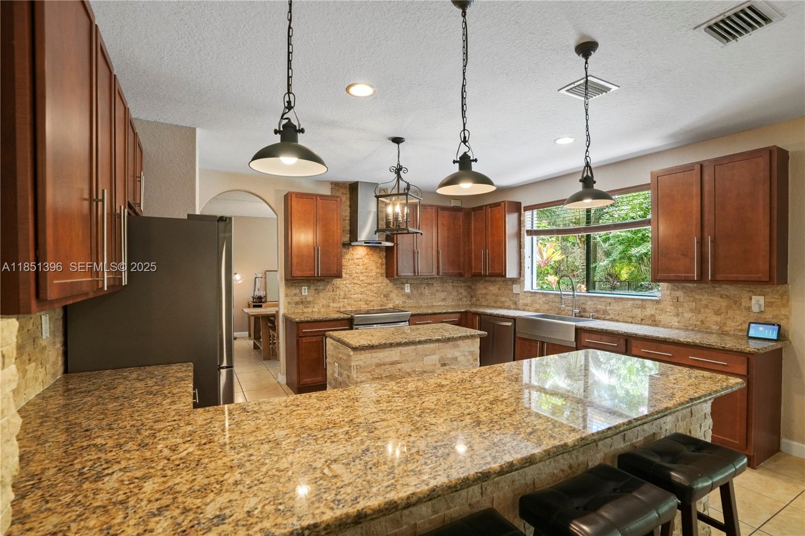 CUTLER CAY - Residential