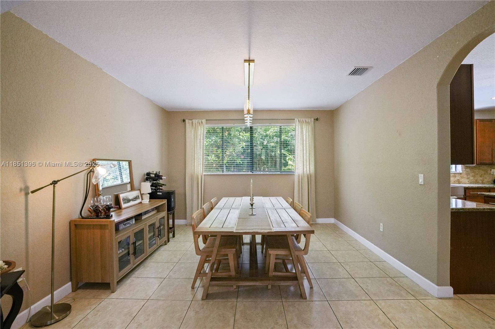 CUTLER CAY - Residential