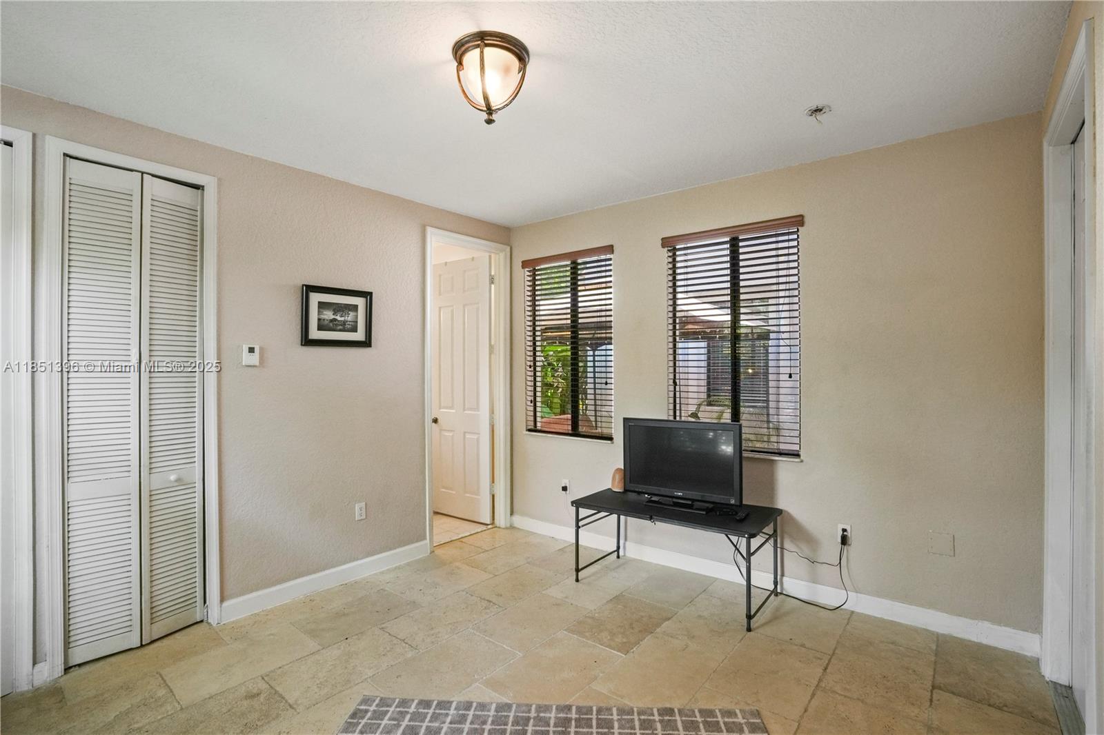 CUTLER CAY - Residential