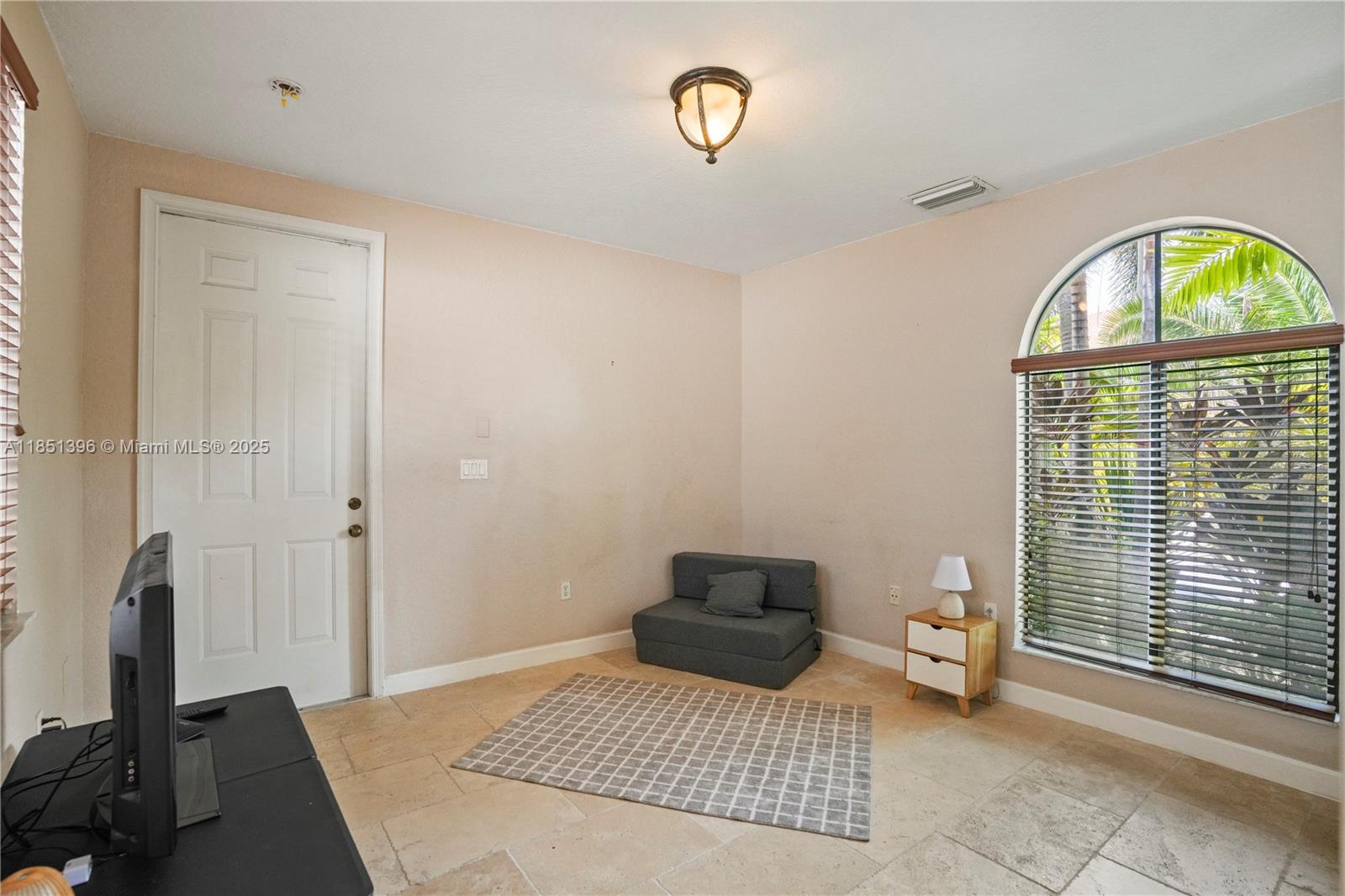 CUTLER CAY - Residential