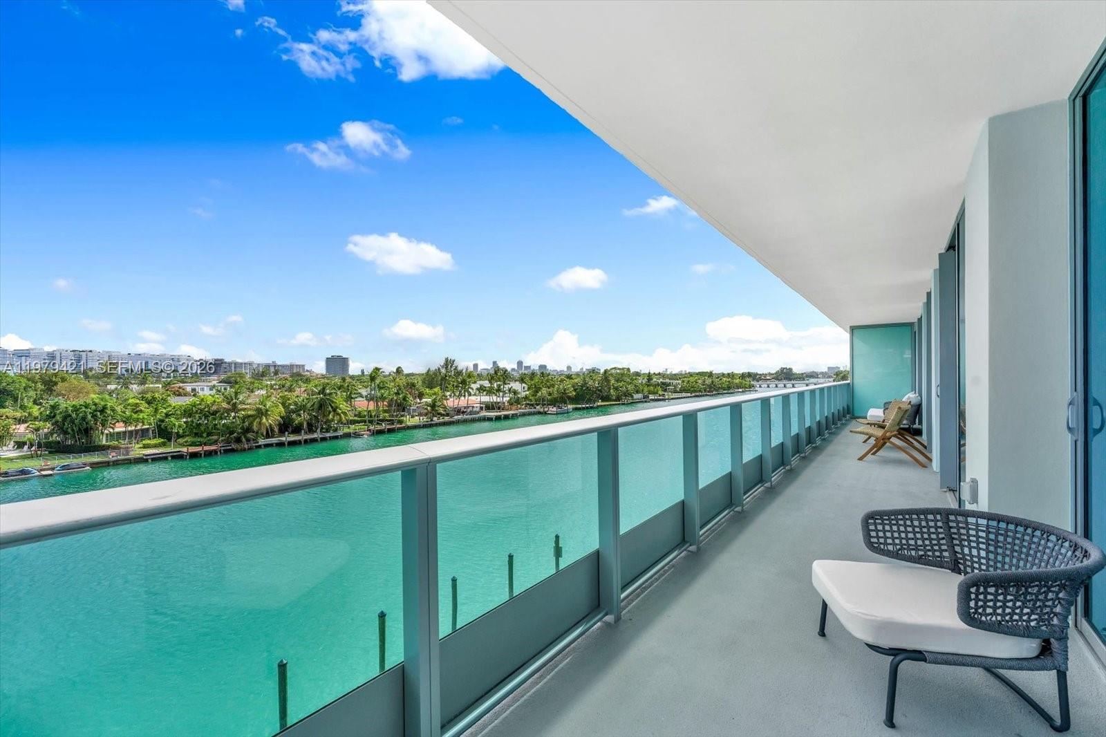 9201 E Bay Harbor Dr 503