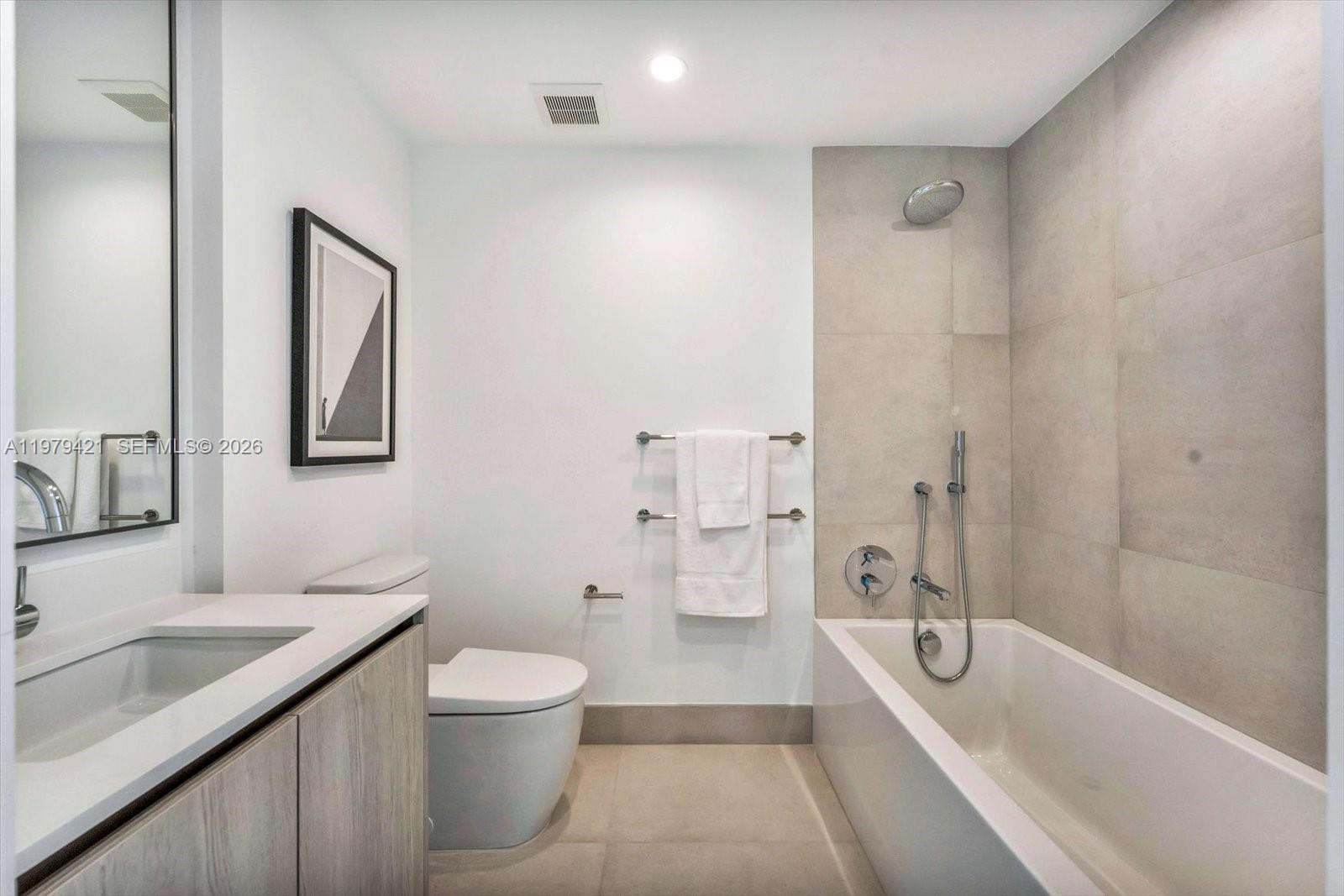 La Baia - Residential