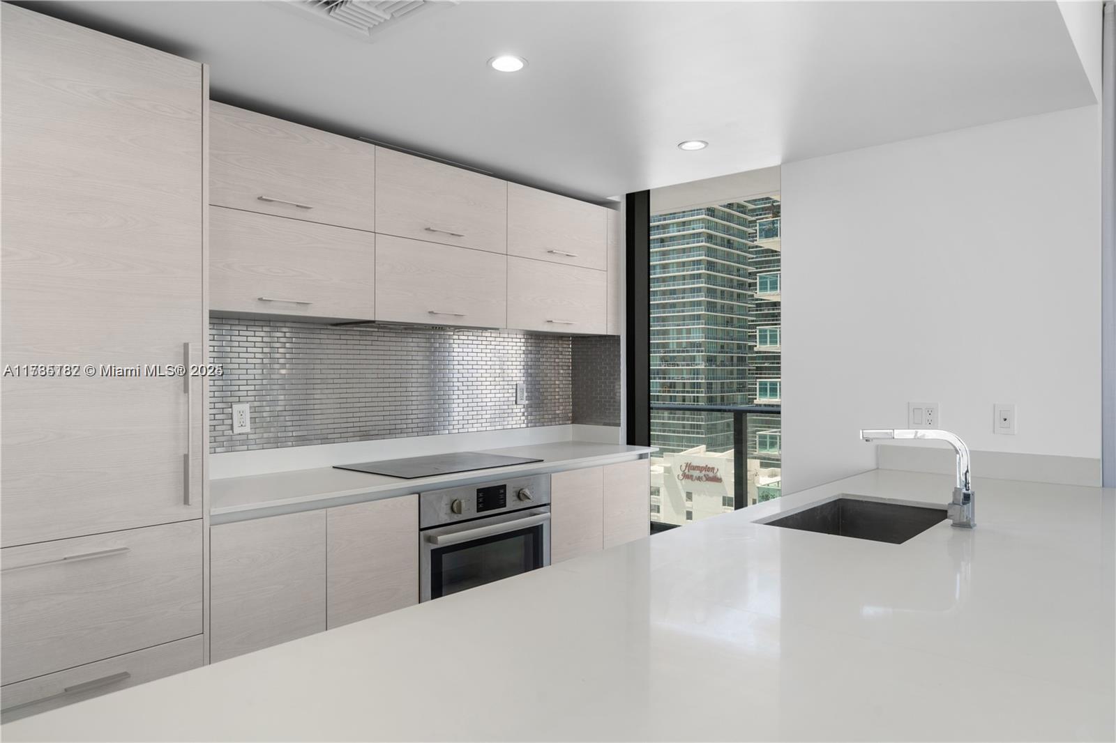 1300 S Miami Ave 1801