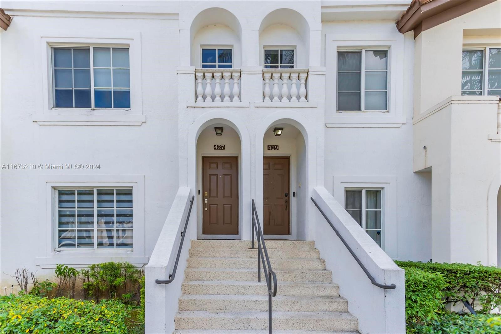 Move in ready townhome featuring 3 bedroom | 2.5 renovated bathrooms with an open living area for entertaining. The kitchen is designed with granite countertops, stainless steel appliances and a spacious pantry. The home has plenty of storage downstairs as well as two large walk-ins. Renovated master bathroom includes Xlarge shower and double sinks. Vaulted ceilings, impact windows and new washer & dryer. Pets allowed up to 35lbs. Centrally located on the border of Miami-Dade & Broward County near major highways, schools, shopping, dining and entertainment.
