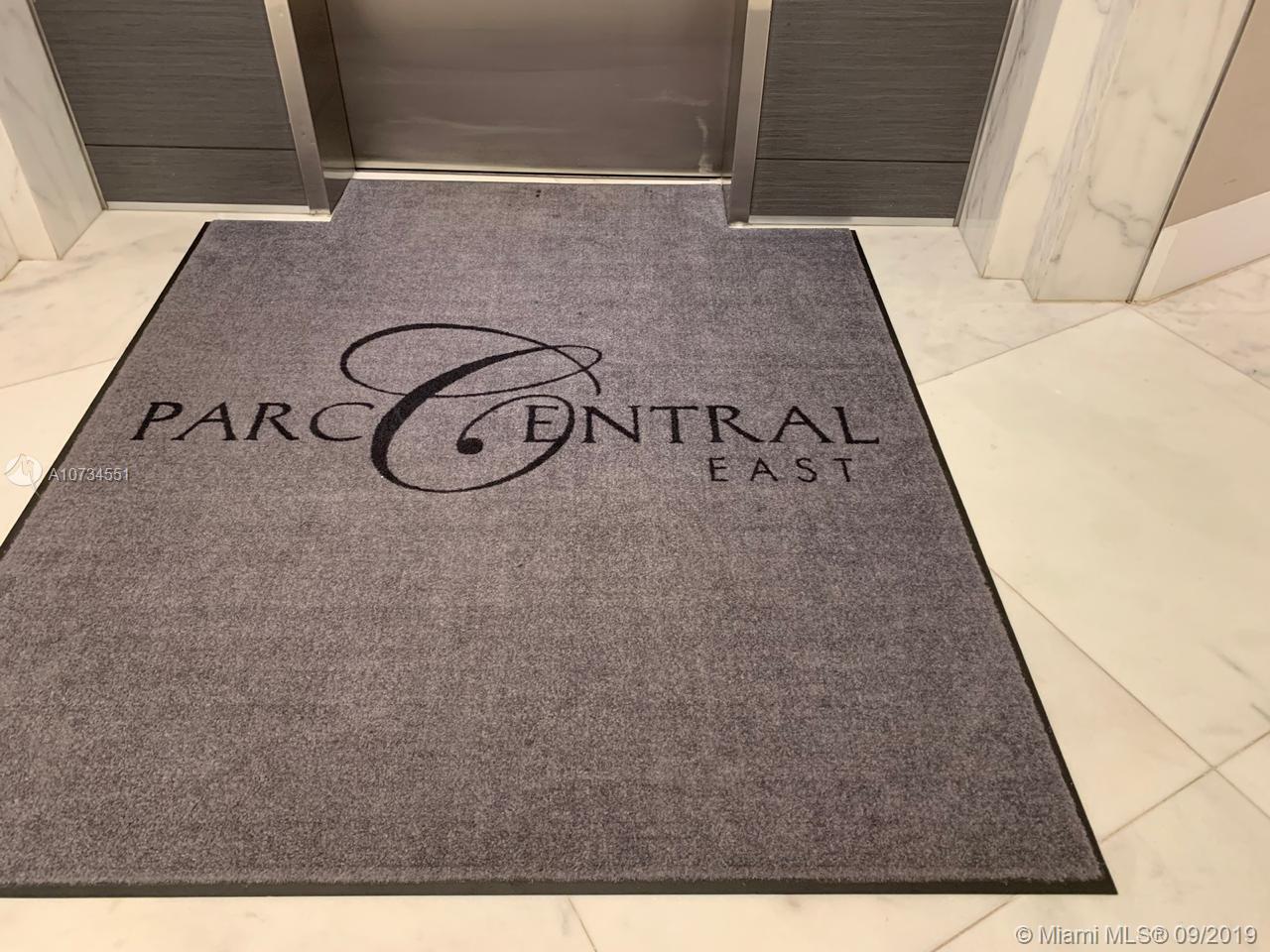 PARC CENTRAL AVENTURA EAS - Residential Lease