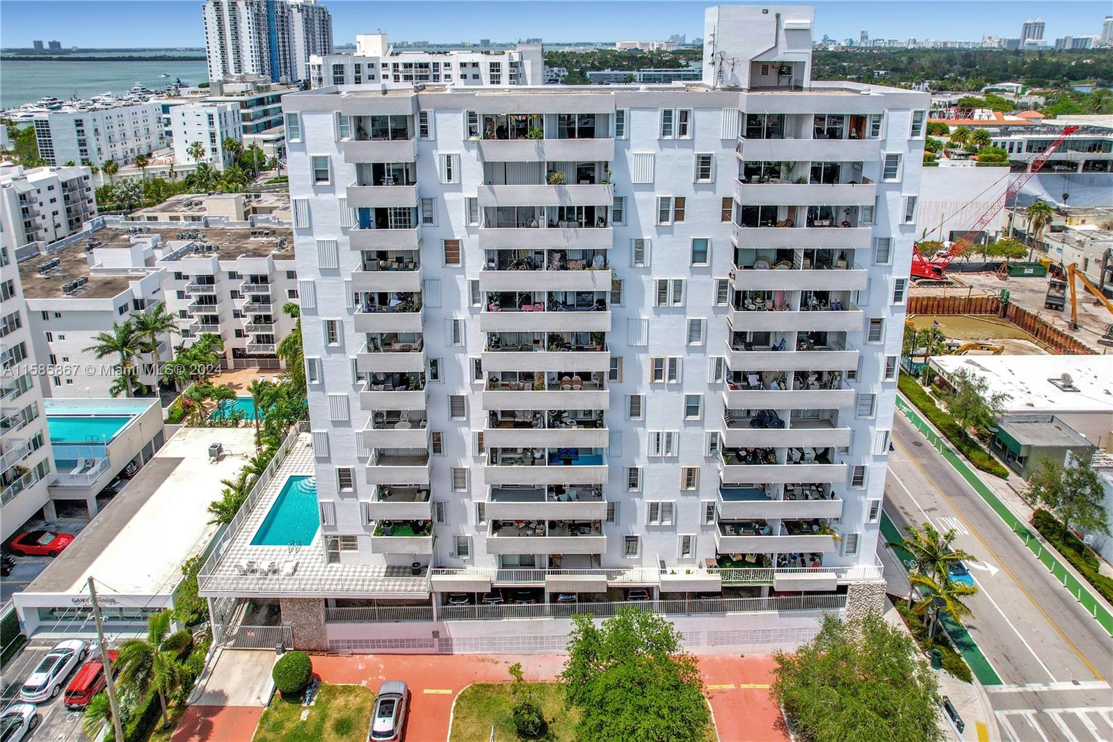 Rental Property at 1331 Lincoln Rd Rd 804, Miami Beach, Miami-Dade County, Florida - Bedrooms: 2 
Bathrooms: 2  - $3,700 MO.