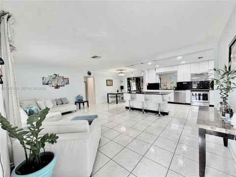 7005 NW 94th Ave Tamarac FL 33321