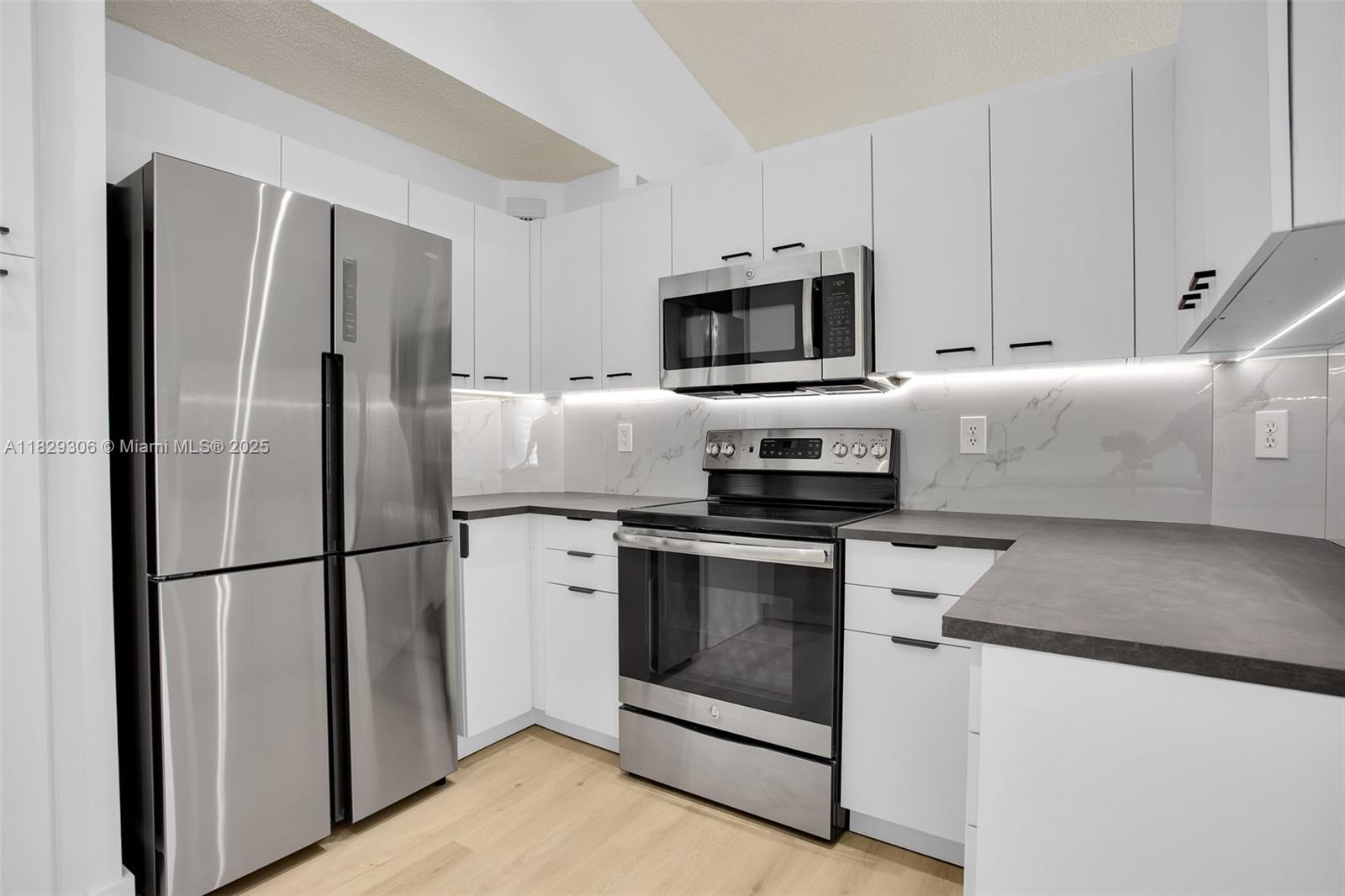 SECTORS 3 & 4 BOUNDARY PL - Residential