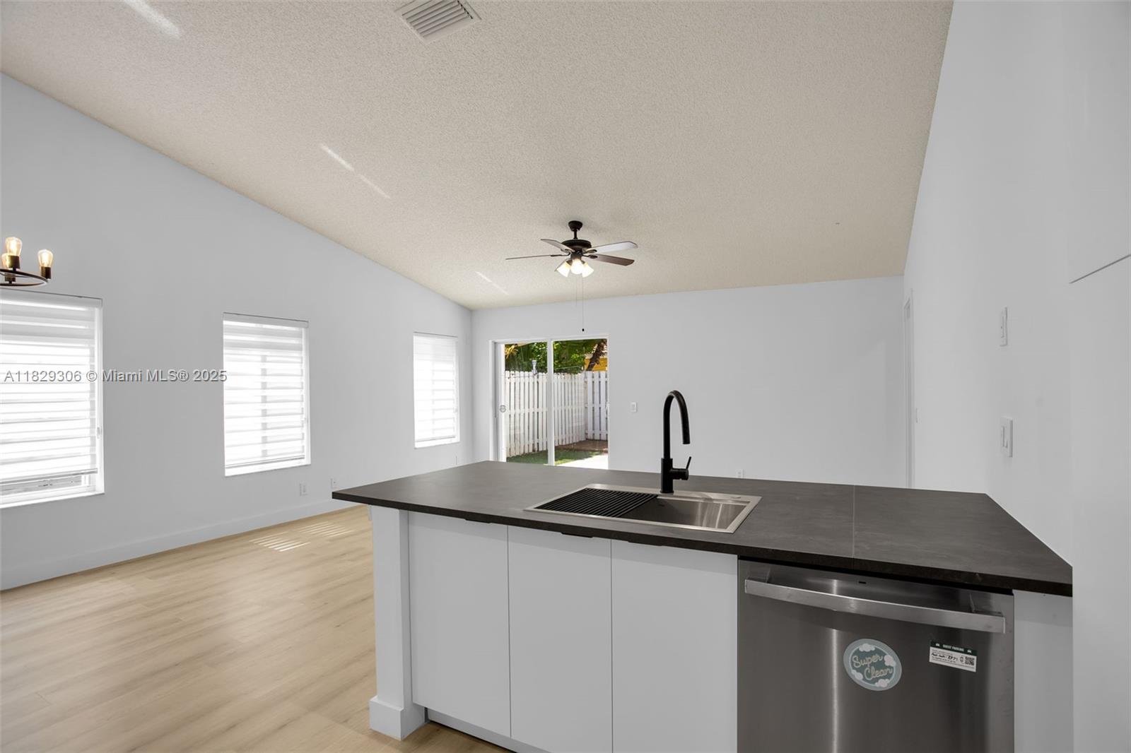 SECTORS 3 & 4 BOUNDARY PL - Residential