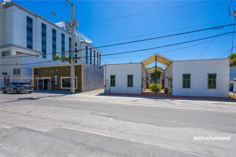 Mixed Use in Dania Beach FL 34-36-38 Federal Hwy 11.jpg