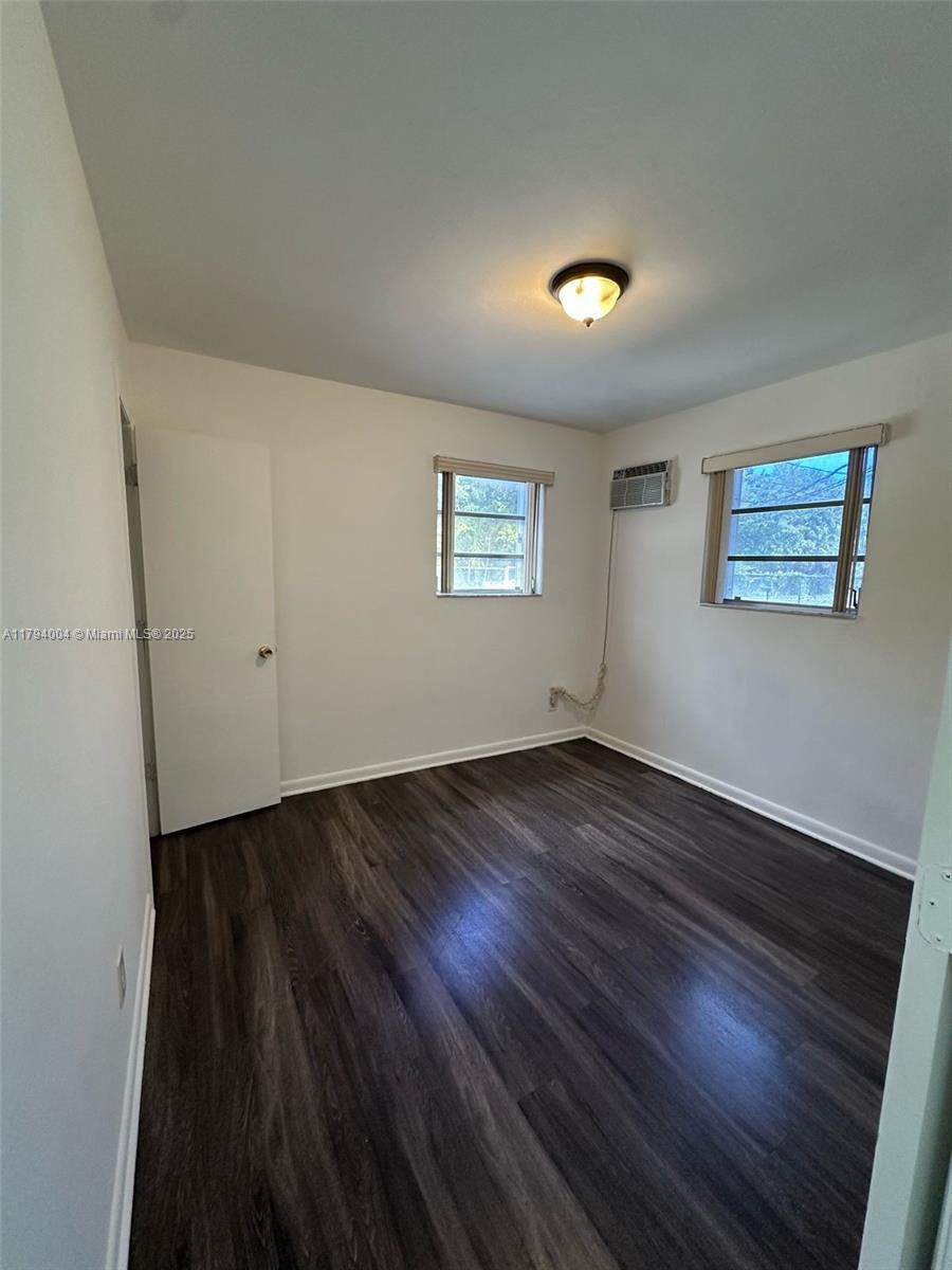 LAUDERDALE HOMESITES - Residential Income