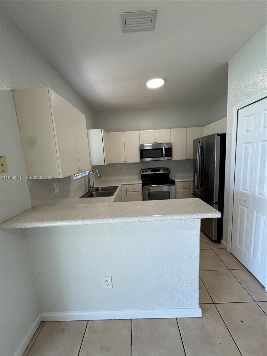 SHOMA TOWNHOMES AT KEYSCO - Residential