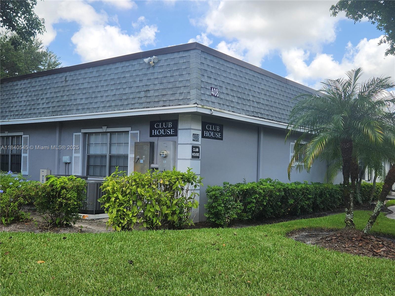 FRENCH QUARTER CONDOMINIU - Residential