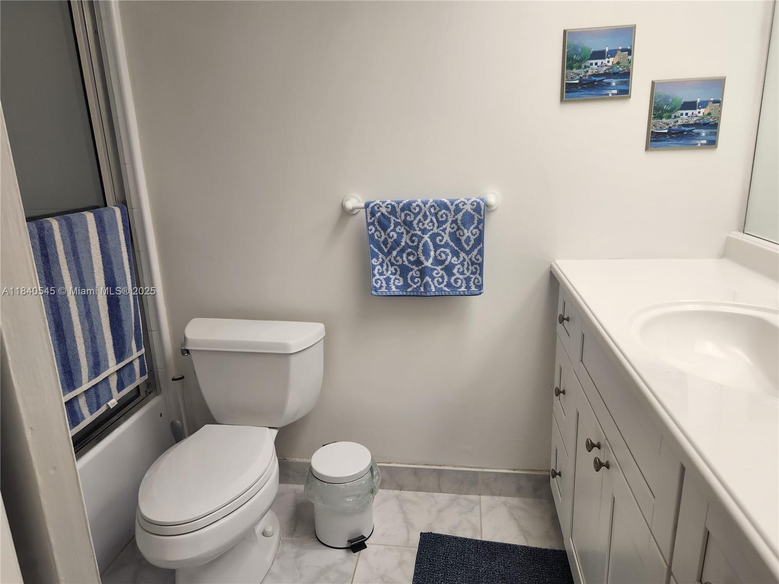 FRENCH QUARTER CONDOMINIU - Residential