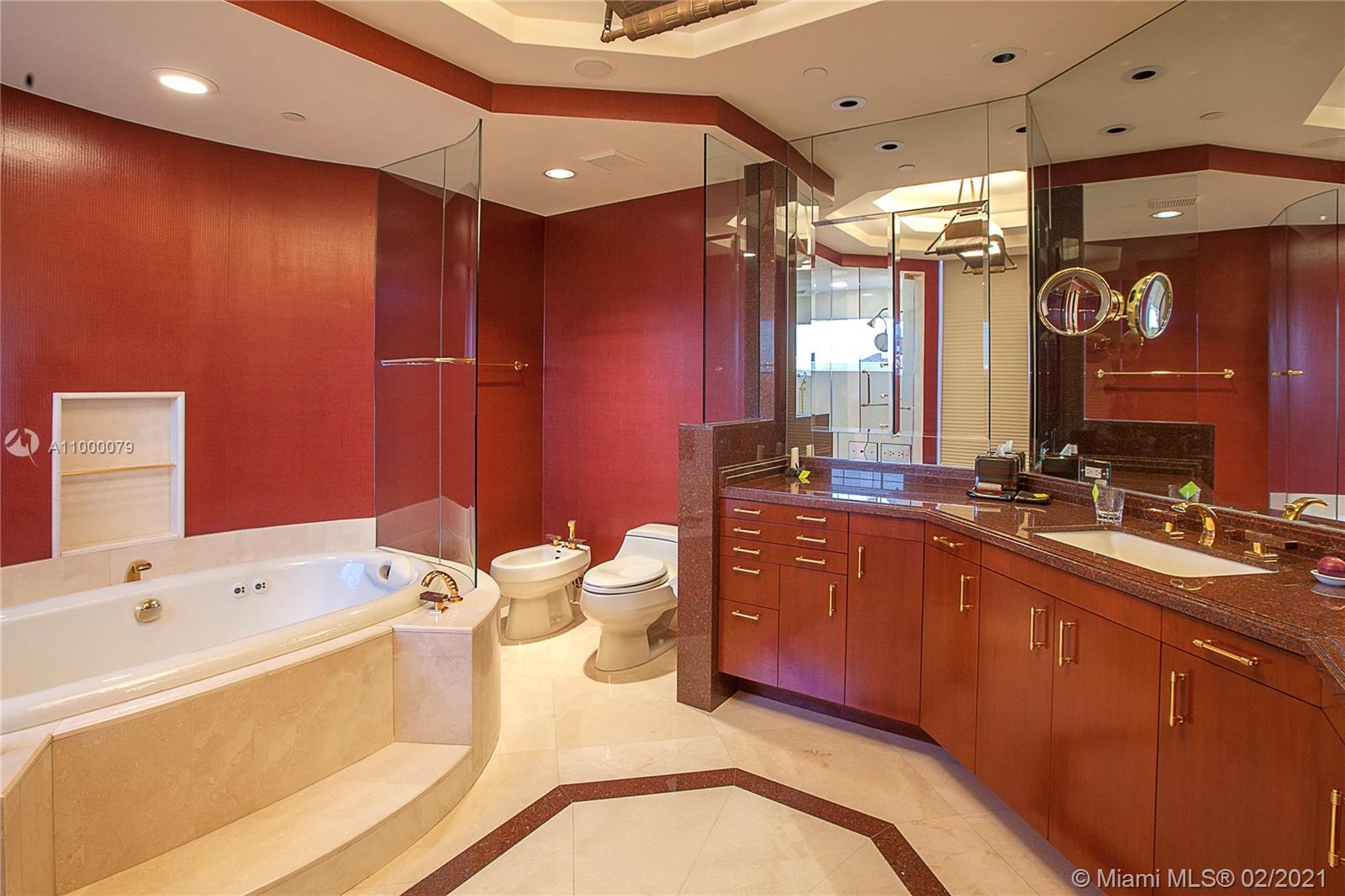 THE GABLES CONDO - Residential