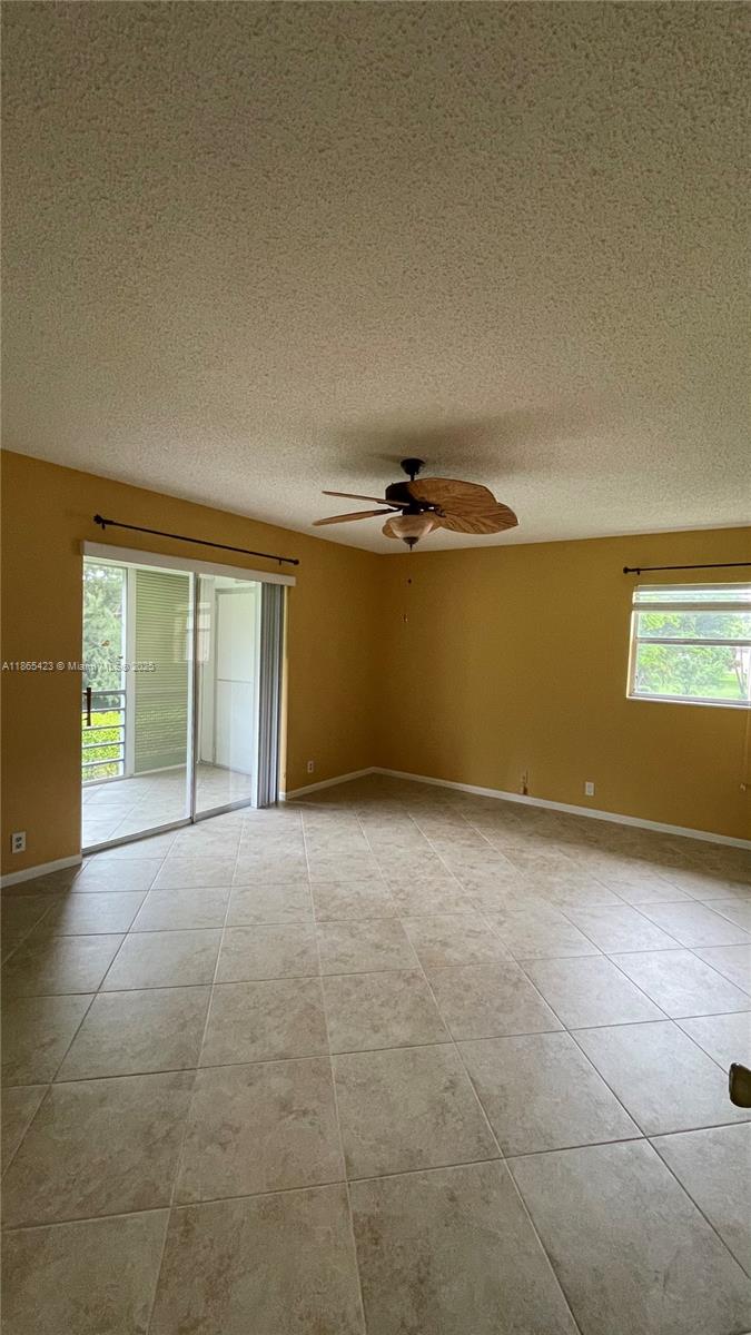 GOLDEN LAKES VILLAGE COND - Residential Lease