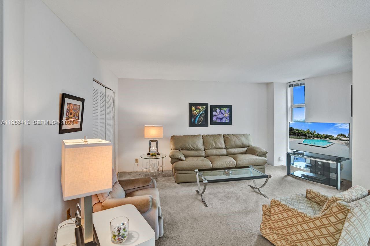 ARLEN HOUSE EAST CONDO - Residential