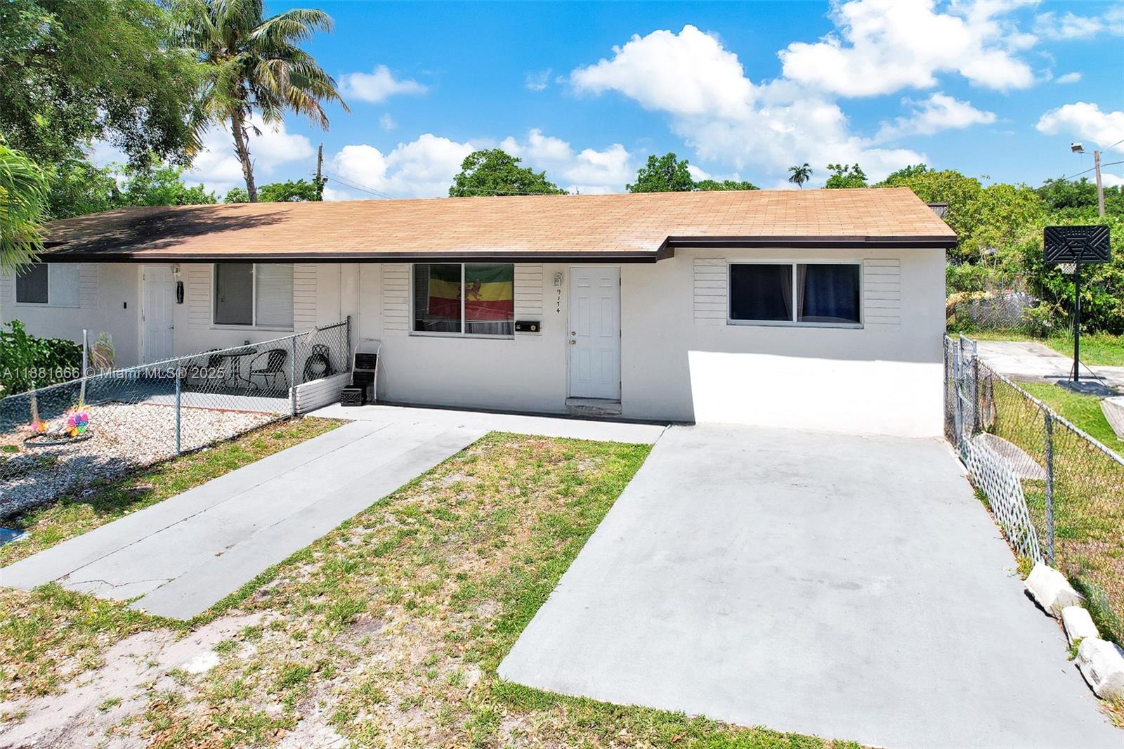 THE TROPICS AMD - Residential