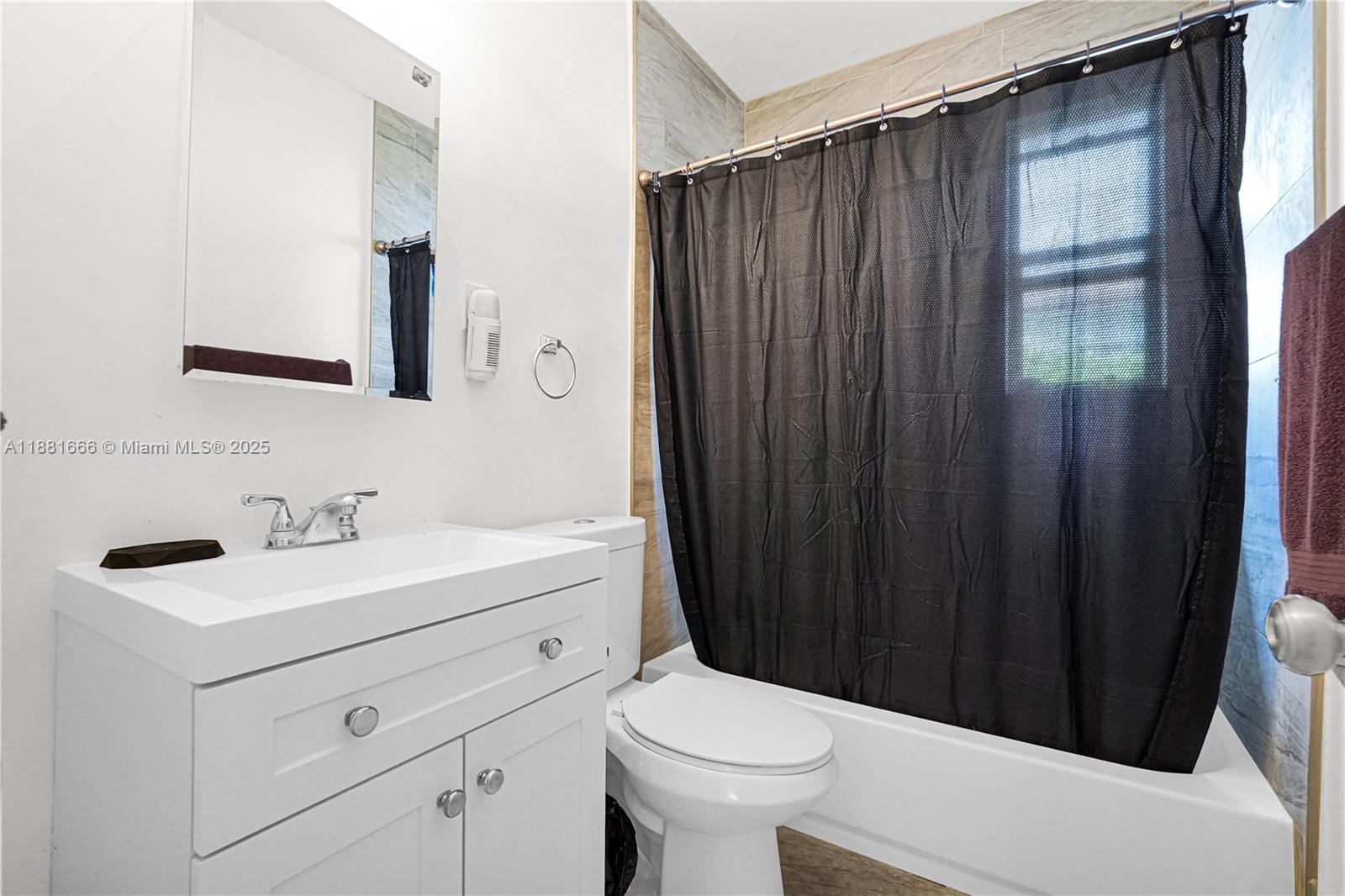 THE TROPICS AMD - Residential