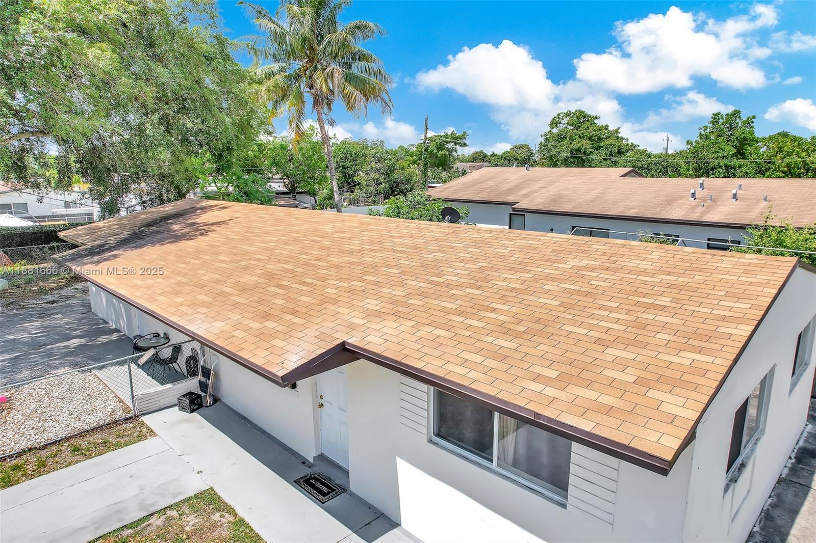 THE TROPICS AMD - Residential