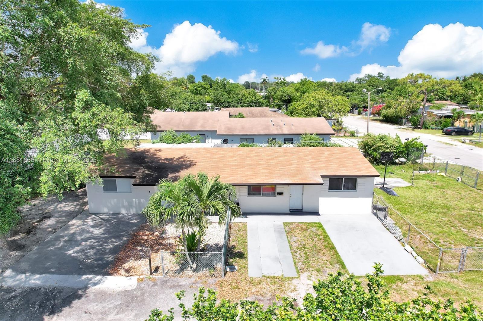 THE TROPICS AMD - Residential