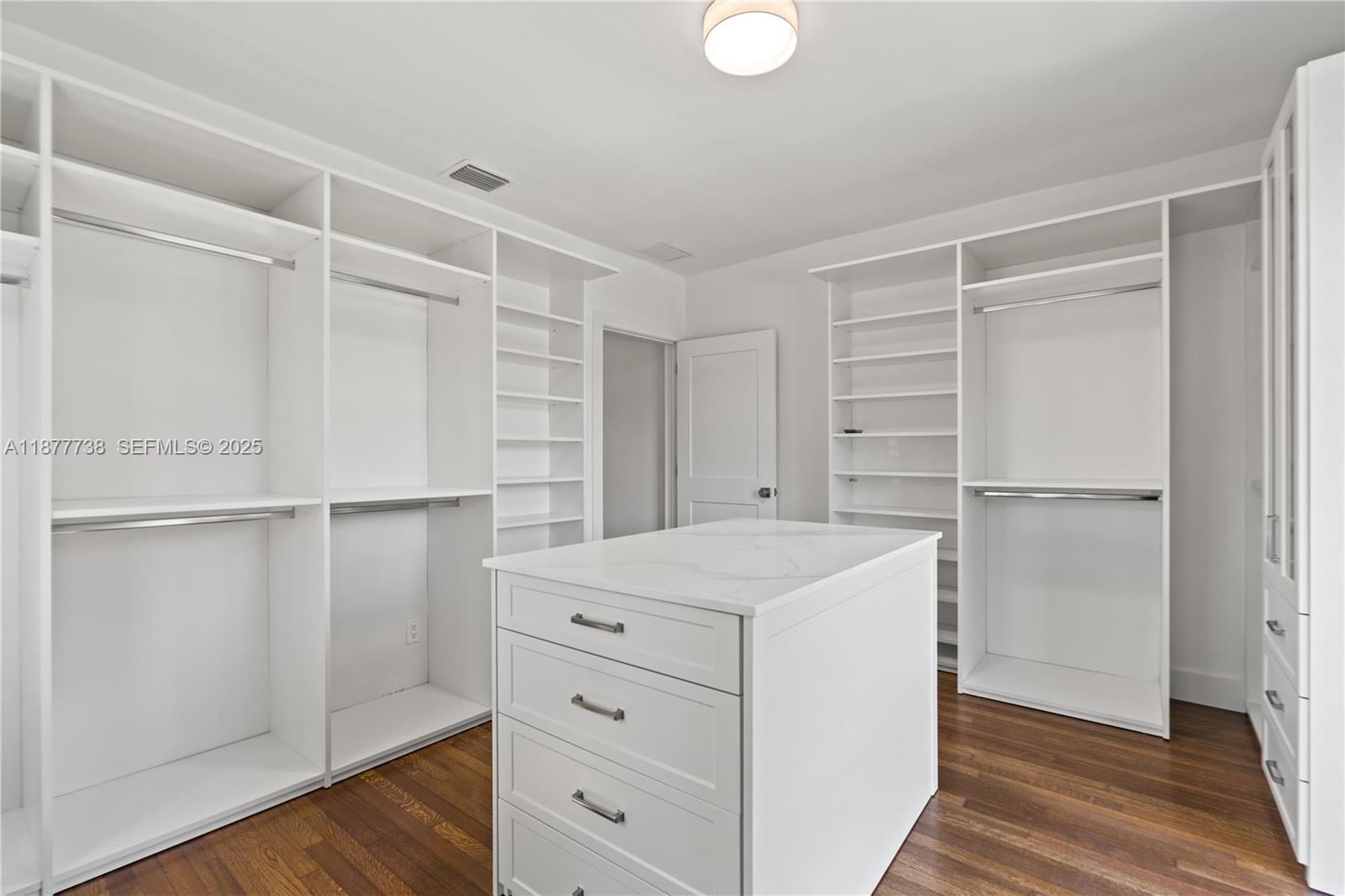 CORAL GABLES GRANADA SEC - Residential