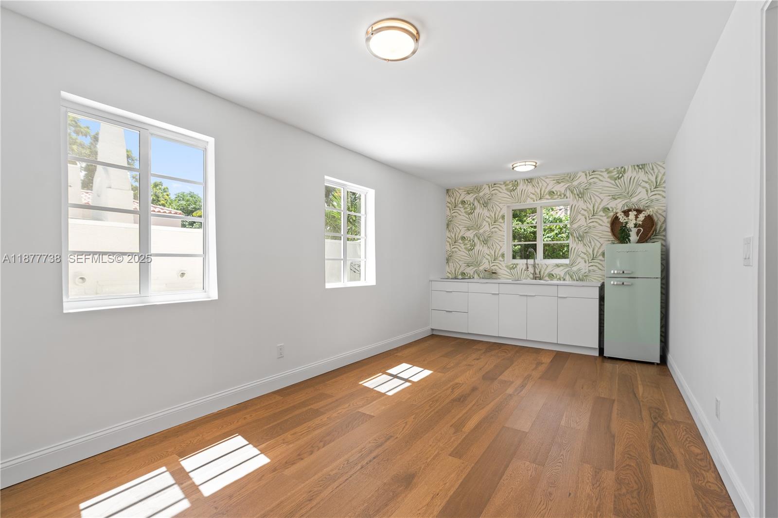 CORAL GABLES GRANADA SEC - Residential