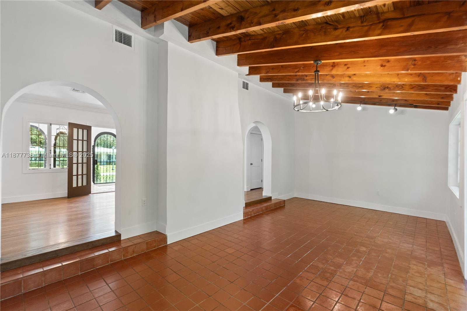 CORAL GABLES GRANADA SEC - Residential