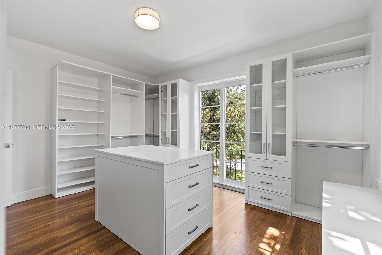 CORAL GABLES GRANADA SEC - Residential